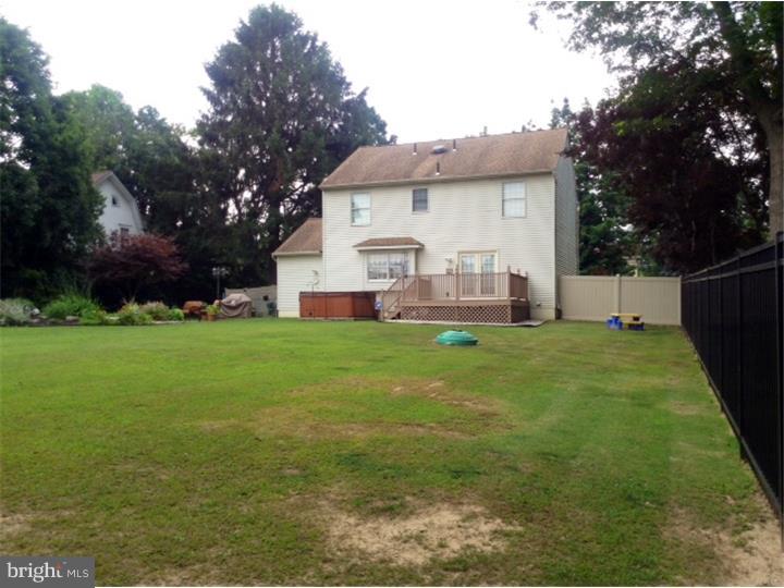 751 Byberry Road Philadelphia, PA 19116 - Photo 9 of 11