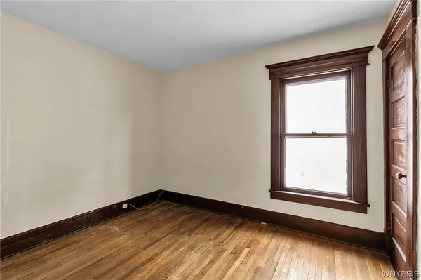 $1,200 | 42 Linden Park, Buffalo, NY 14208