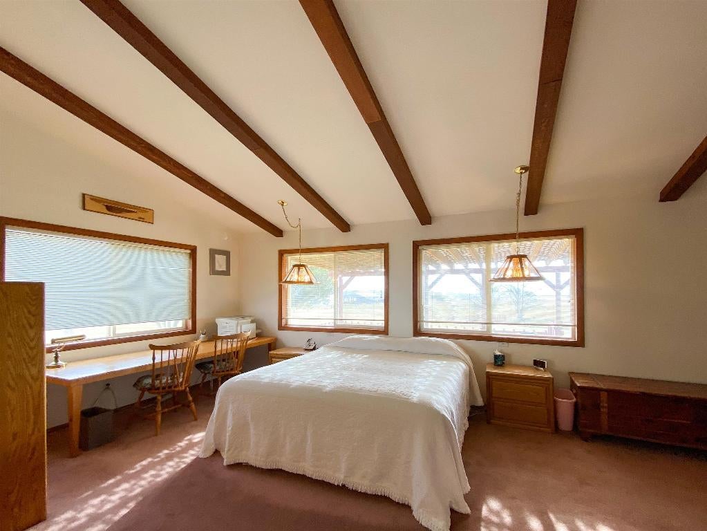 6400 Shelley Road Montague, CA 96064 - Photo 15 of 23 Gallery Image 15