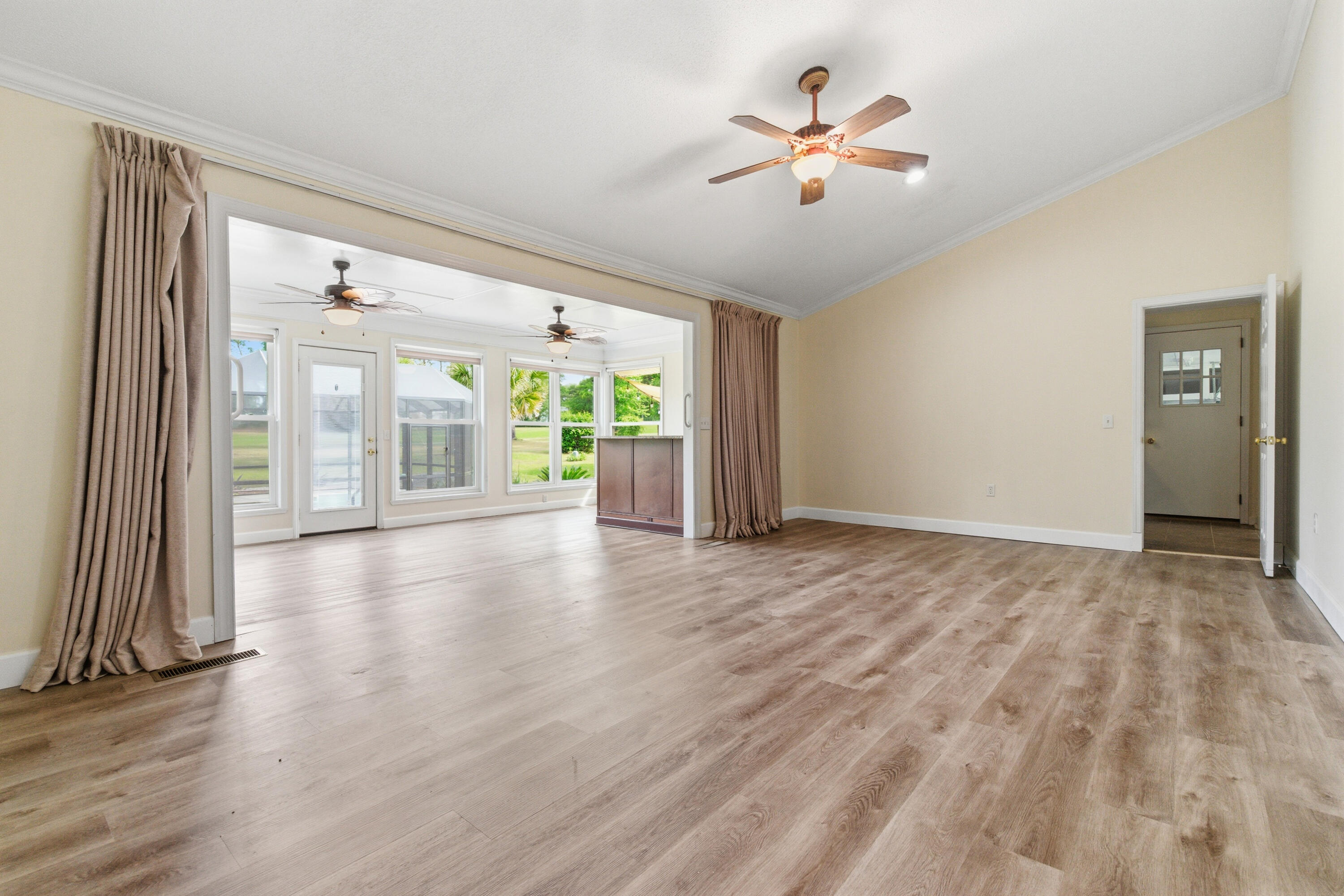 127 Cooper Circle Santee, SC 29142 - Photo 28 of 58 DSC00518