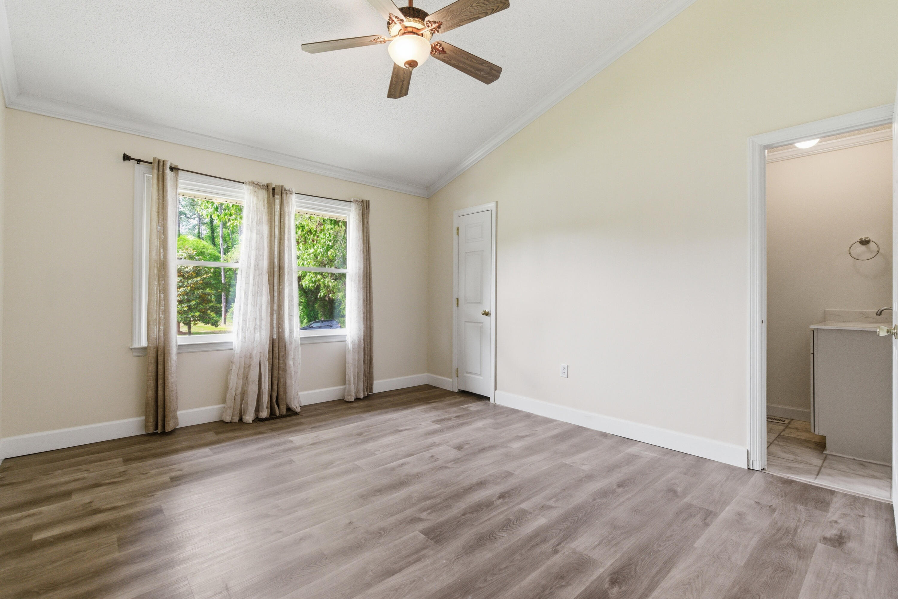 127 Cooper Circle Santee, SC 29142 - Photo 35 of 58 DSC00545