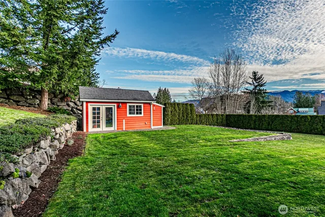 $1,060,000 | 40109 278th Avenue Southeast, Enumclaw, WA 98022