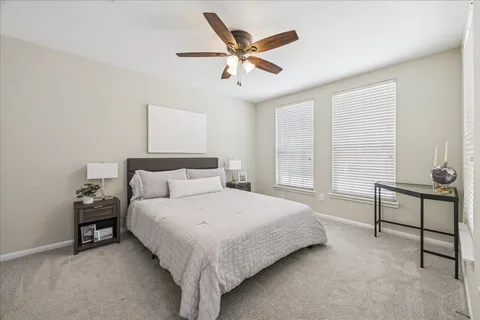 $2,500 | 3319 Leading Point Drive, Houston, TX 77091