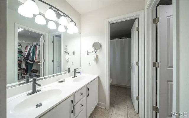 $310,000 | 814 Oxford Drive, Rolla, MO 65401