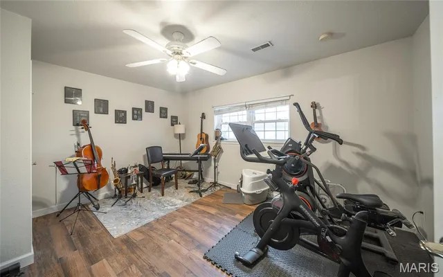 $310,000 | 814 Oxford Drive, Rolla, MO 65401