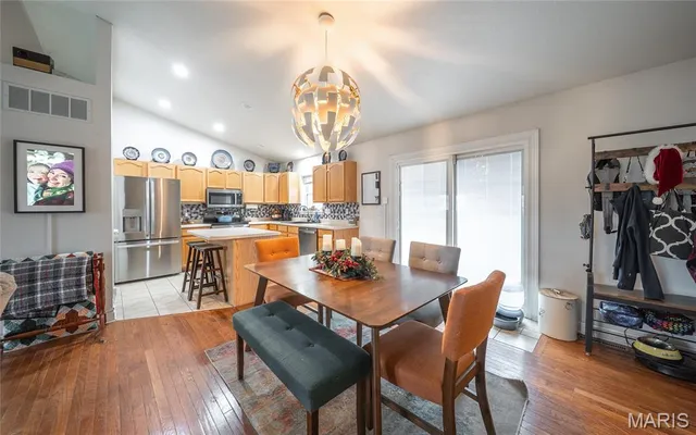 $310,000 | 814 Oxford Drive, Rolla, MO 65401