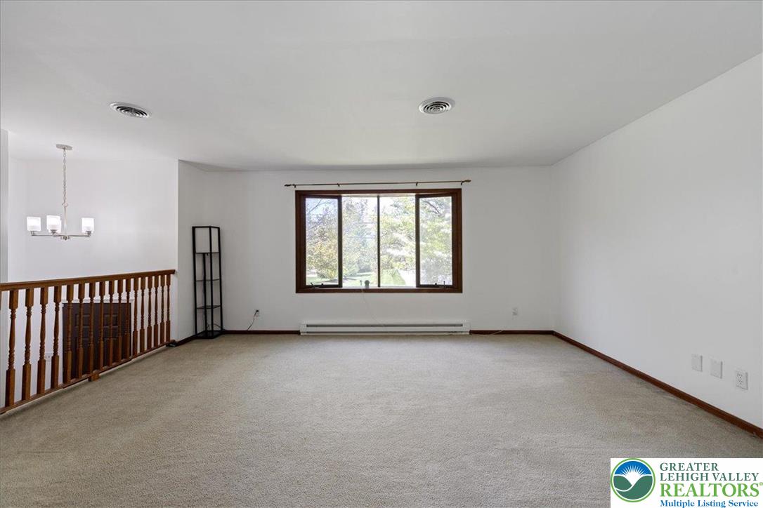 1250 Minesite Road Allentown, PA 18103 - Photo 9 of 39