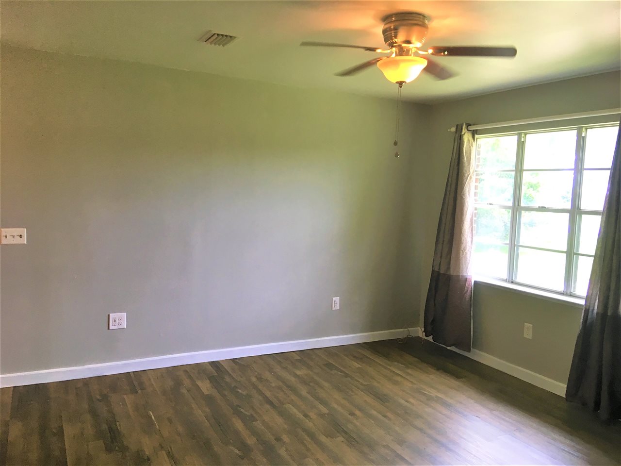 107 West Hickory Street Bay Minette, AL 36507 - Photo 2 of 14