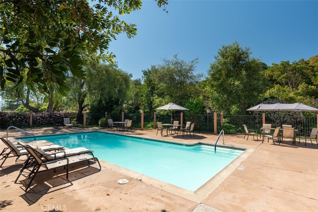 1718 Tecalote Drive, Unit 9 Fallbrook, CA 92028 - Photo 21 of 23 Pala Mesa Greens community pool
