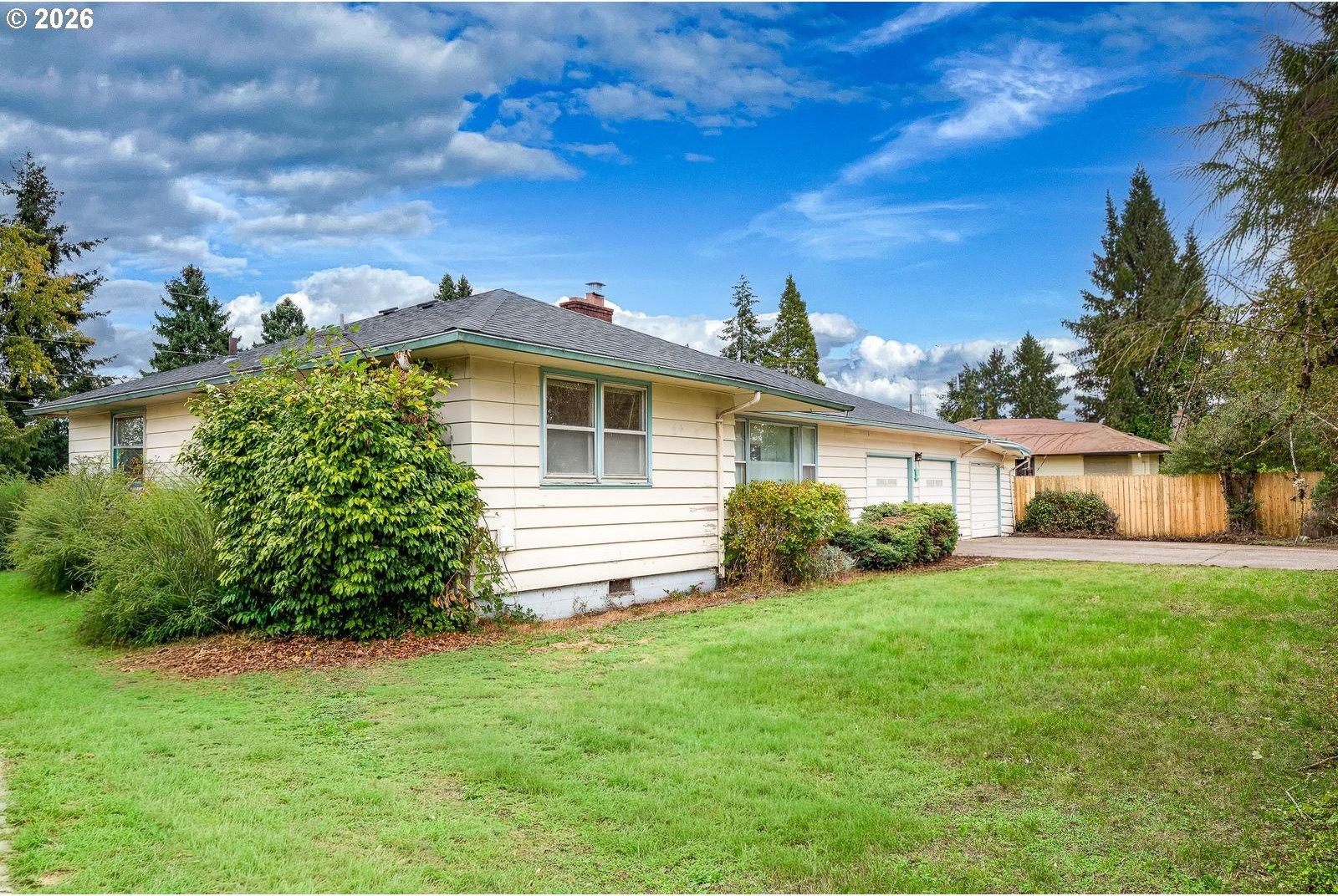 3775 Harlow Road Eugene, OR 97401 - Photo 2 of 26 Gallery Image 2