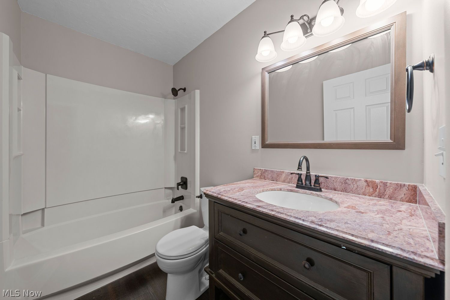 32575 Arthur Road Solon, OH 44139 - Photo 23 of 31