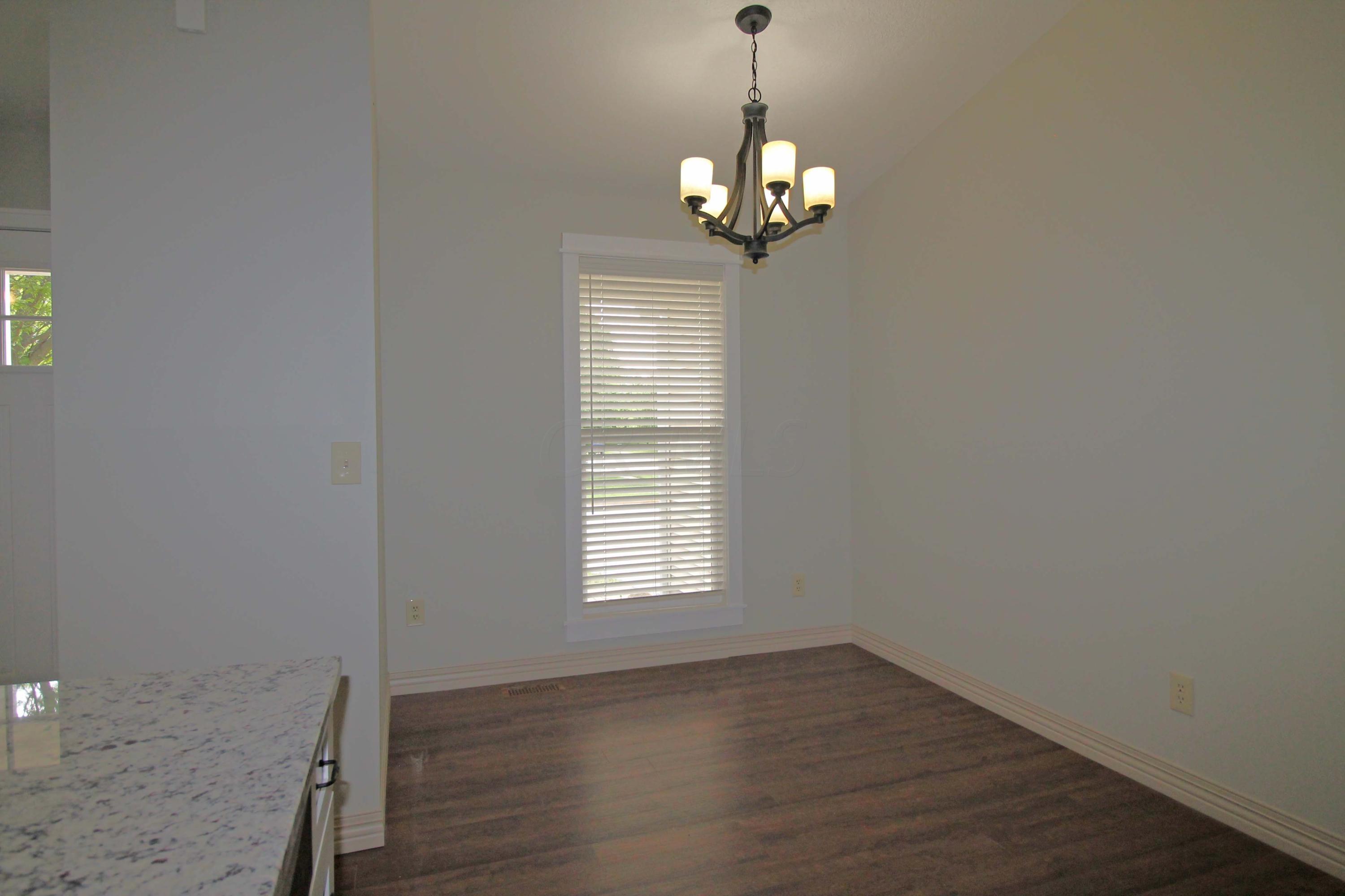 748 Prairie Road Galloway, OH 43119 - Photo 8 of 27 Gallery Image 8