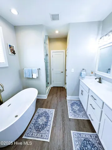 $1,000,000 | 207 Fairview Street, Atlantic Beach, NC 28512