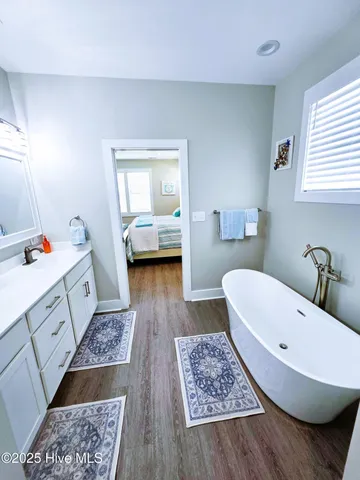 $1,000,000 | 207 Fairview Street, Atlantic Beach, NC 28512