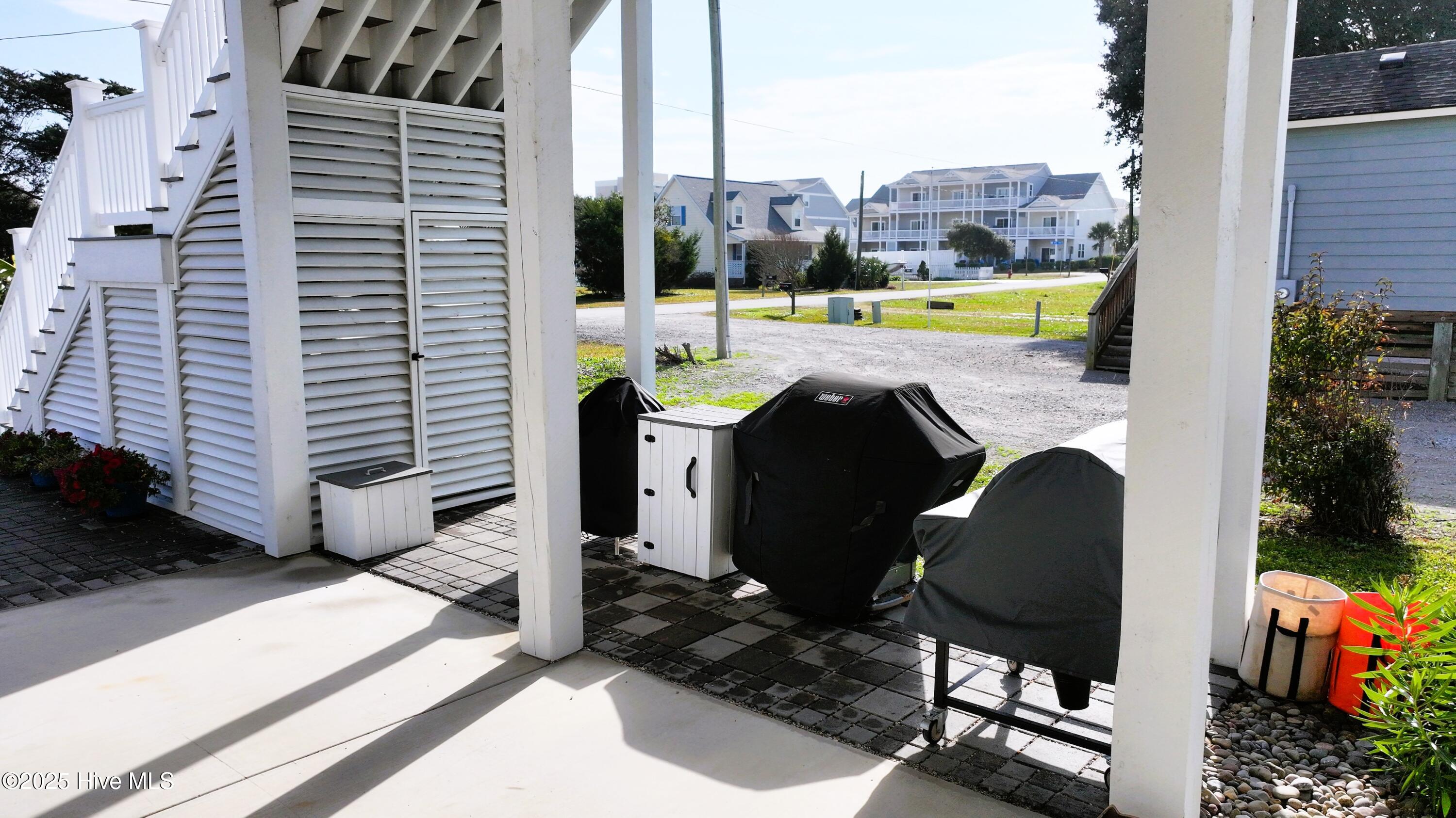 207 Fairview Street Atlantic Beach, NC 28512 - Photo 51 of 73 OD3