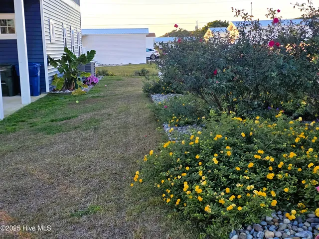 $1,000,000 | 207 Fairview Street, Atlantic Beach, NC 28512