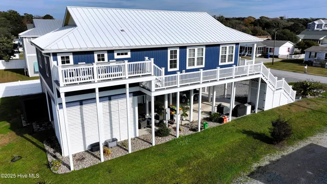 $1,000,000 | 207 Fairview Street, Atlantic Beach, NC 28512