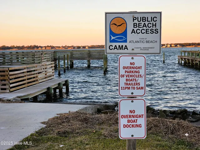 $1,000,000 | 207 Fairview Street, Atlantic Beach, NC 28512