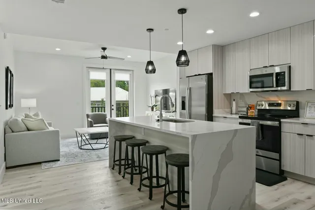 $254,900 | 1302 Magnolia Street, Unit 107, Gulfport, MS 39507