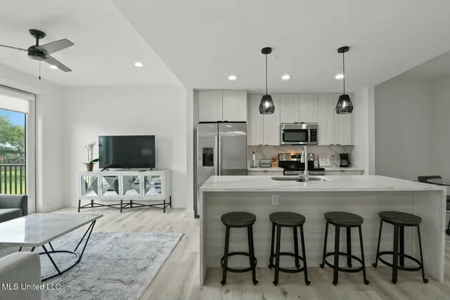 $254,900 | 1302 Magnolia Street, Unit 107, Gulfport, MS 39507