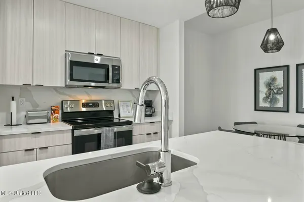 $254,900 | 1302 Magnolia Street, Unit 107, Gulfport, MS 39507