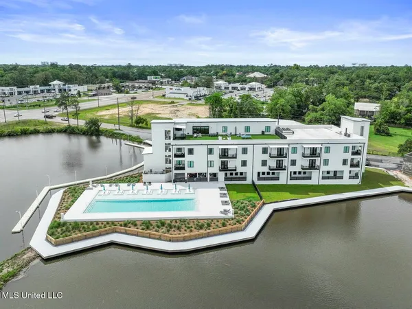 $254,900 | 1302 Magnolia Street, Unit 107, Gulfport, MS 39507