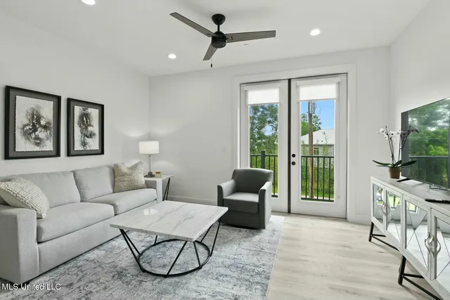 $254,900 | 1302 Magnolia Street, Unit 107, Gulfport, MS 39507