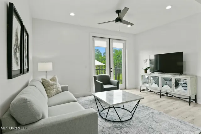 $254,900 | 1302 Magnolia Street, Unit 107, Gulfport, MS 39507