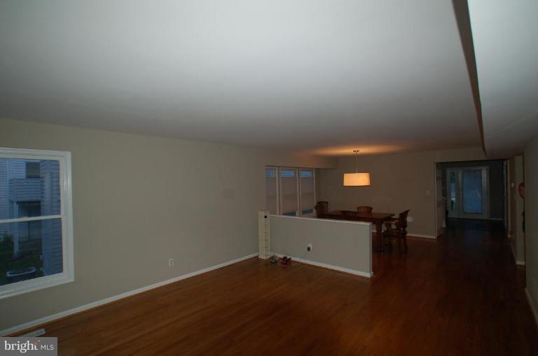 5872 Pimlico Road Baltimore, MD 21209 - Photo 17 of 18 Living Room/Dining Room