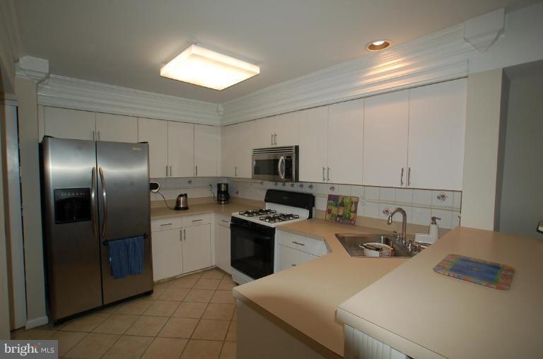 5872 Pimlico Road Baltimore, MD 21209 - Photo 3 of 18 Kitchen #2