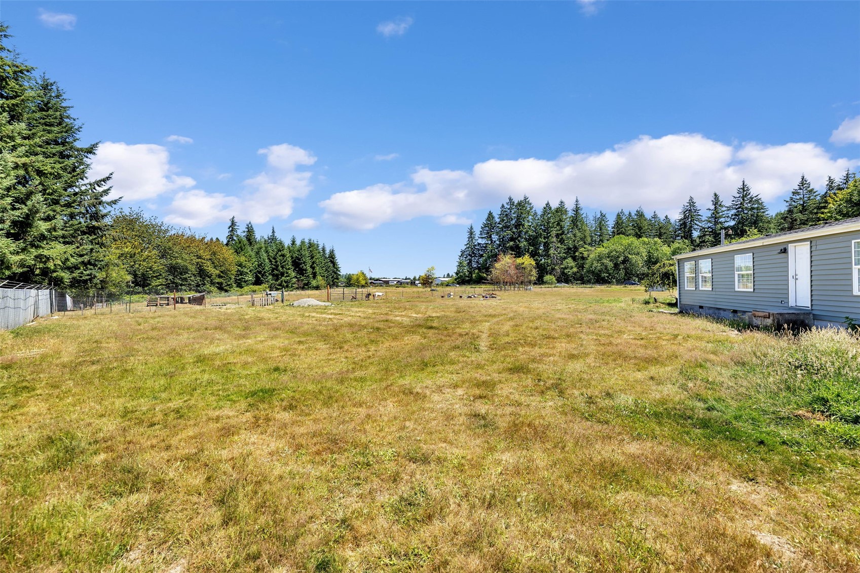 241 Foster Creek Road, Unit B Toledo, WA 98591 - Photo 5 of 23