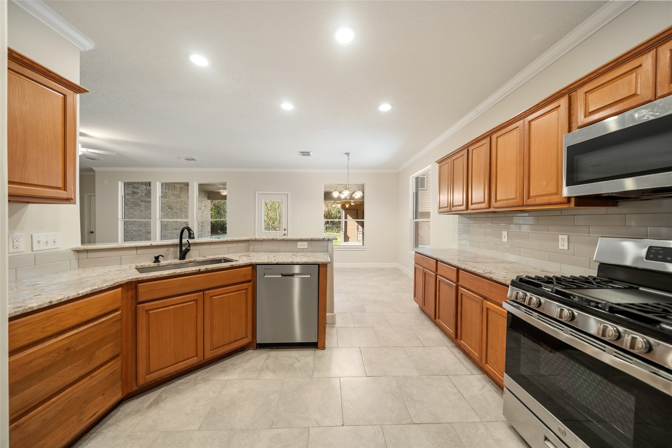 29627 Spring Forest Drive Spring, TX 77386 - Photo 11 of 35 Plenty of cabinet space and new oven.