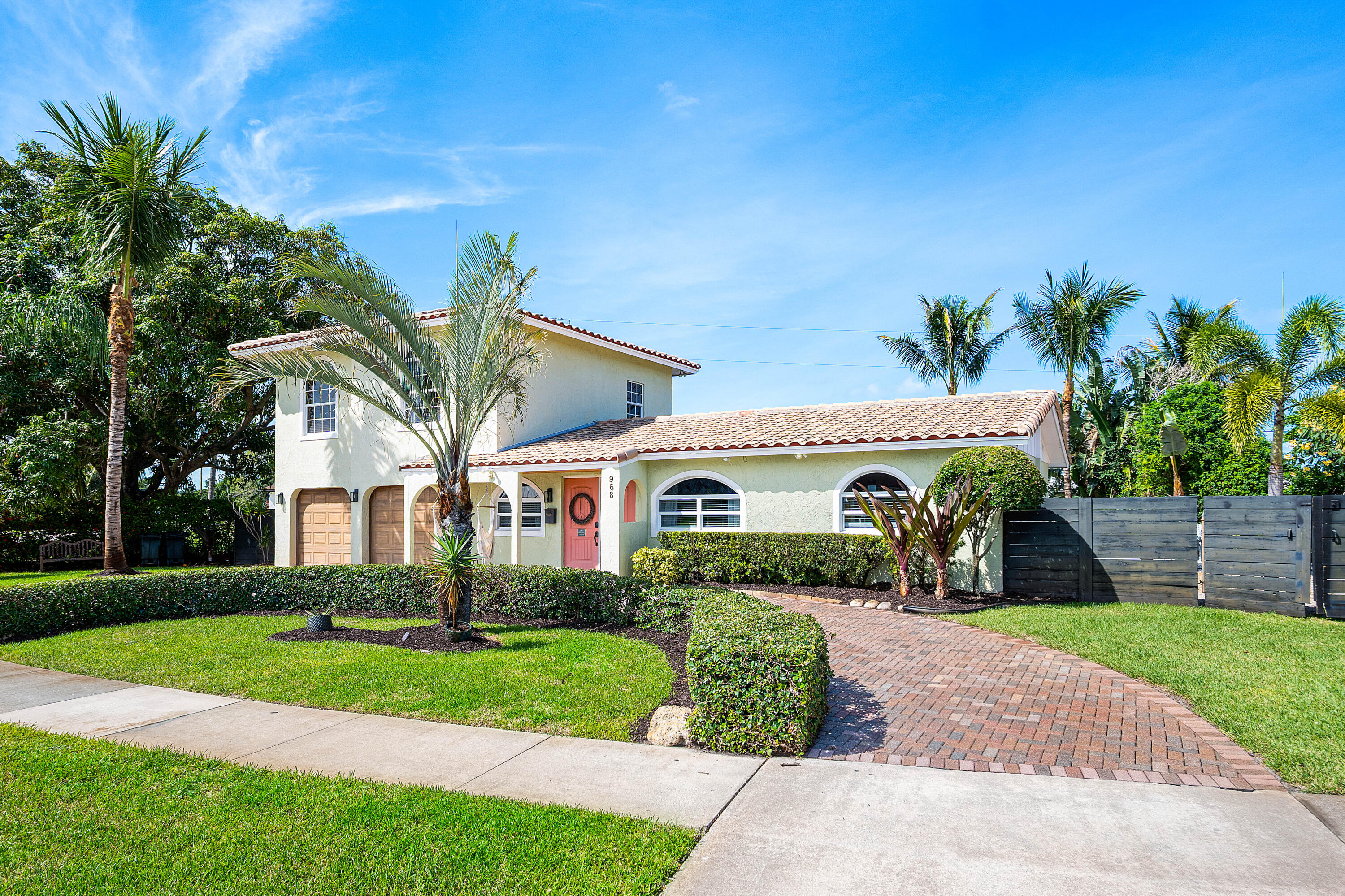 968 Laurel Road North Palm Beach, FL 33408 - Photo 30 of 53 Front