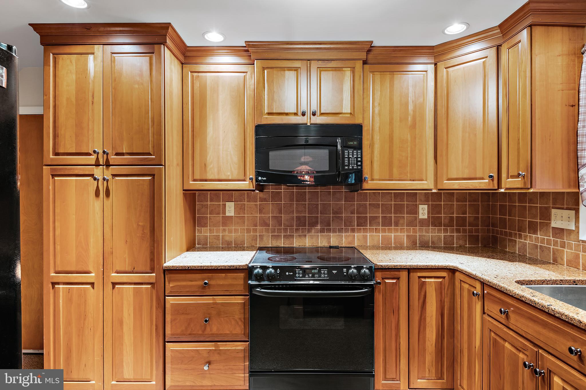 1610 Vista Road Lancaster, PA 17601 - Photo 10 of 41 Kitchen