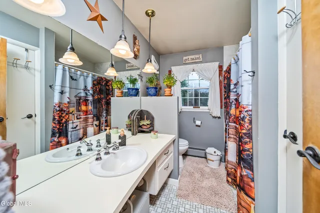 $369,900 | 34 Ford Road, Pittstown, NY 12180