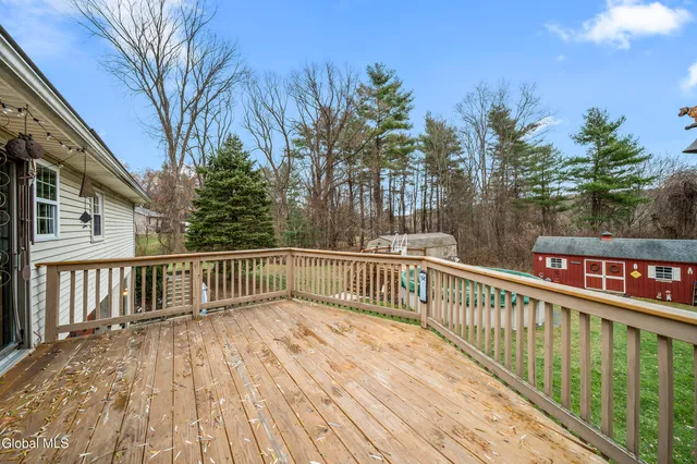 $369,900 | 34 Ford Road, Pittstown, NY 12180