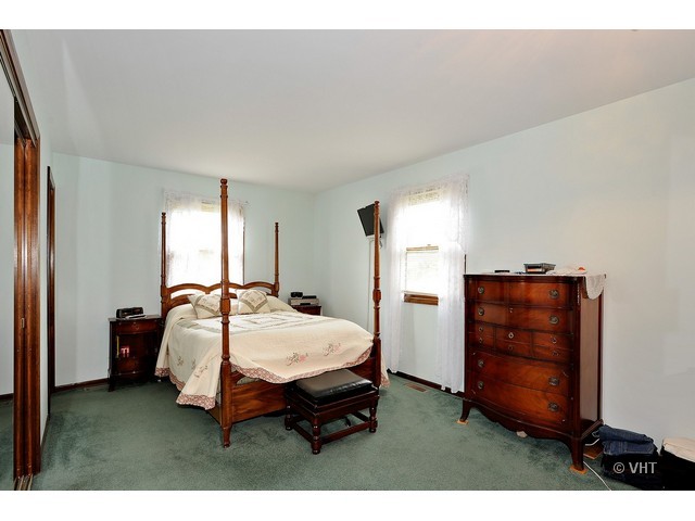 600 Spring Court Geneva, IL 60134 - Photo 7 of 10