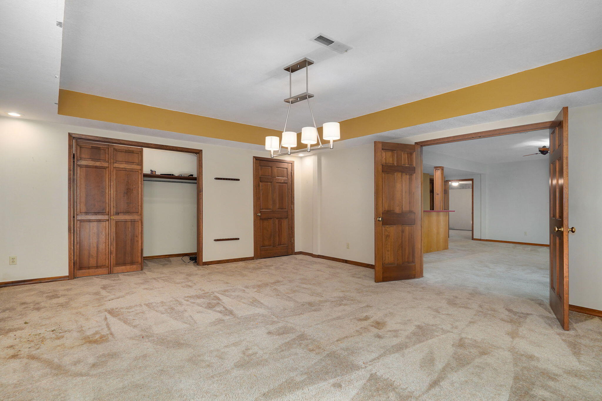 4530 South Harvard Avenue Springfield, MO 65804 - Photo 45 of 66 4530 S Harvard Ave-35