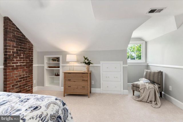 $1,500,000 | 604 North Overlook Drive, Alexandria, VA 22305