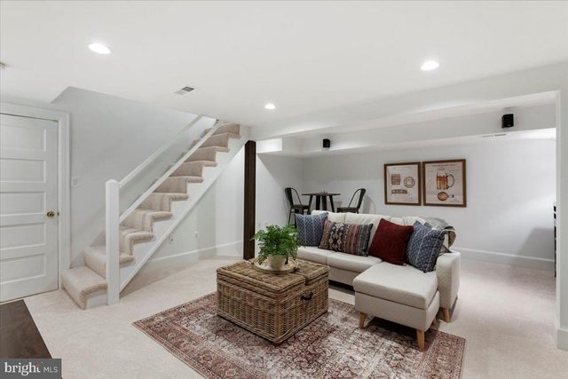 $1,500,000 | 604 North Overlook Drive, Alexandria, VA 22305