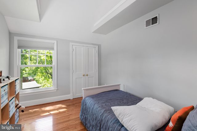 $1,500,000 | 604 North Overlook Drive, Alexandria, VA 22305