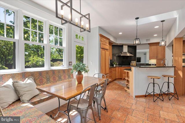 $1,500,000 | 604 North Overlook Drive, Alexandria, VA 22305