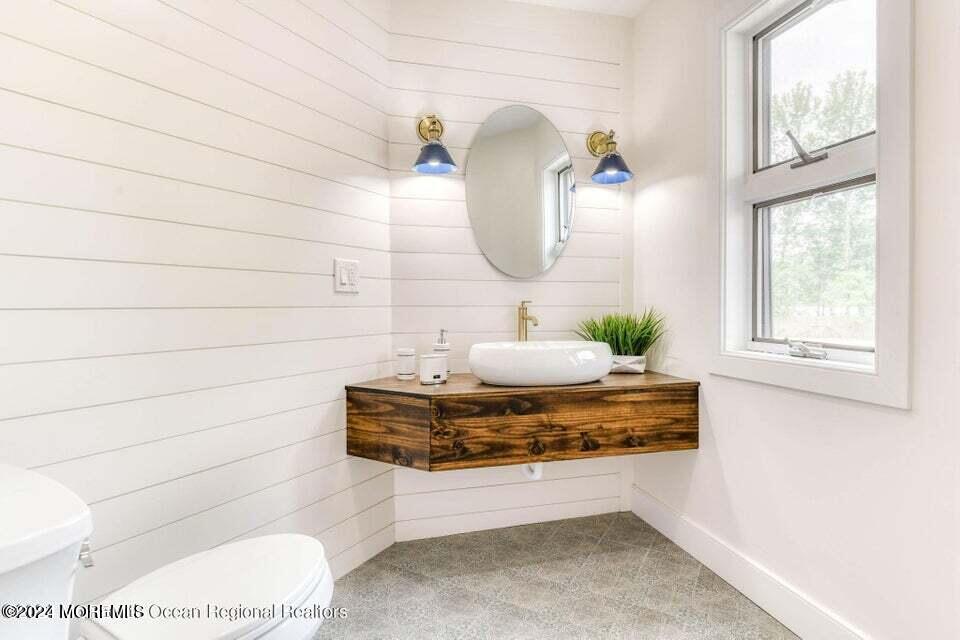 3581 Shafto Road Tinton Falls, NJ 07753 - Photo 30 of 66 1st Floor Powder Room