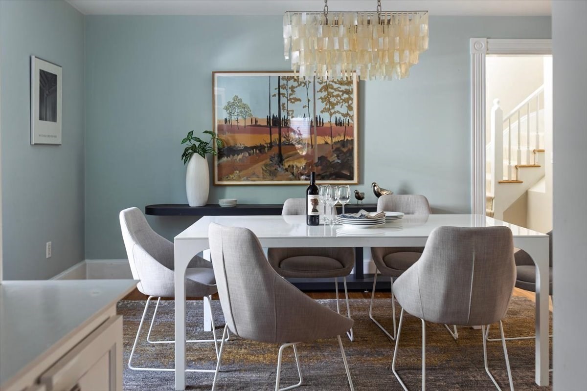 16 Kent Square, Unit 2 Brookline, MA 02446 - Photo 8 of 20 Gallery Image 8