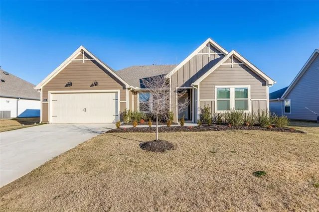 $2,500 | 918 Buttercup Drive, Pilot Point, TX 76258