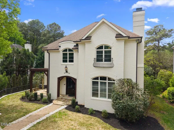 $1,900,000 | 3313 Darien Drive, Raleigh, NC 27607