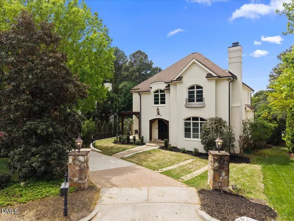 $1,900,000 | 3313 Darien Drive, Raleigh, NC 27607