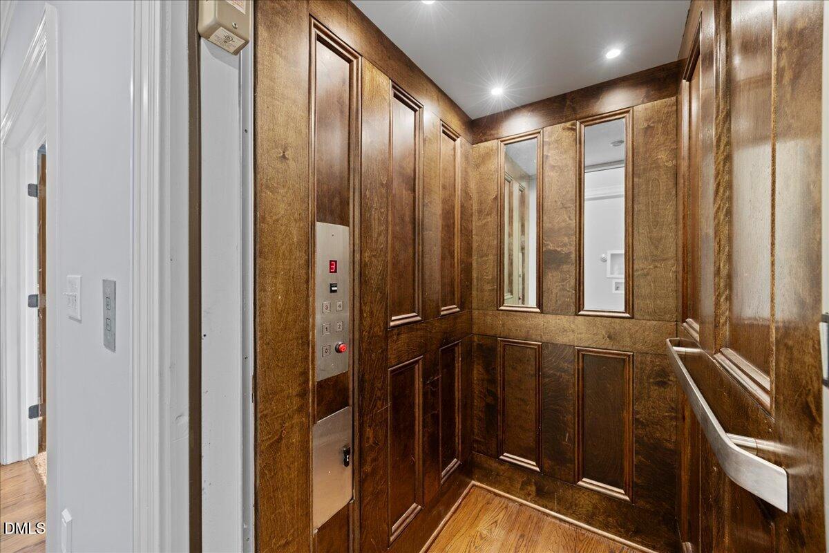 3313 Darien Drive Raleigh, NC 27607 - Photo 37 of 73 43-2A1A2259