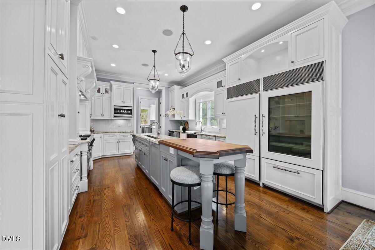 3313 Darien Drive Raleigh, NC 27607 - Photo 4 of 73 16-2A1A2171