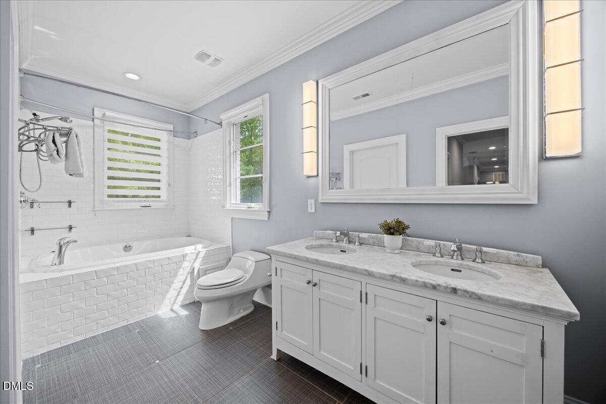 3313 Darien Drive Raleigh, NC 27607 - Photo 45 of 73 40-2A1A2247